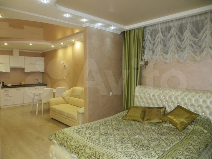 Квартира-студия, 42 м², 1/9 эт.