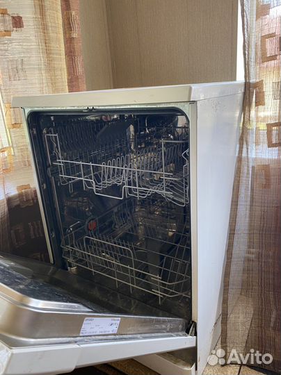 Посудомоечная машина Electrolux