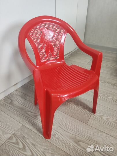 Детские стулья