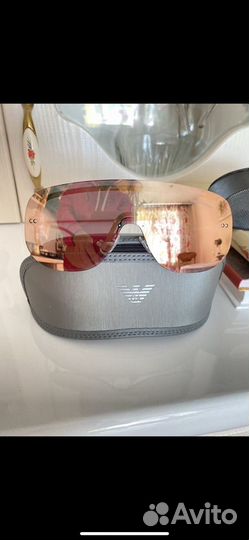 Солнцезащитные очки Armani