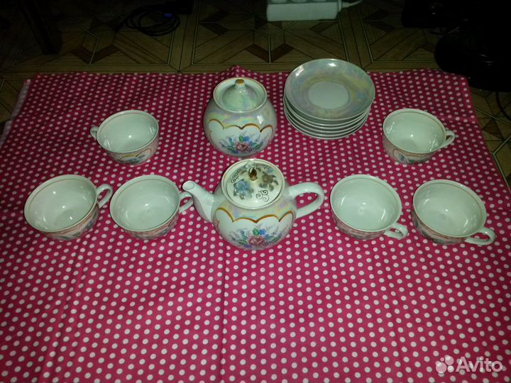 Чайный сервиз на 6 персон