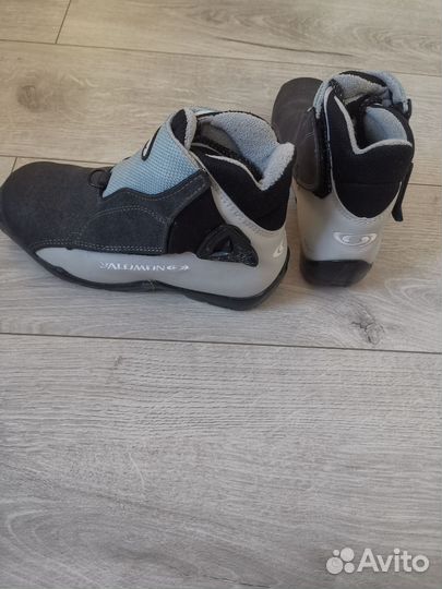 Лыжные ботинки salomon sns profil