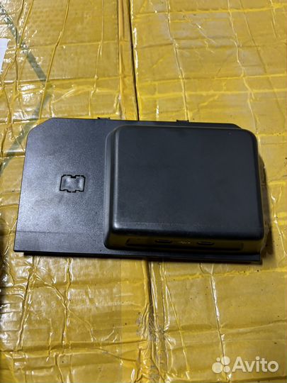 Блок usb Volkswagen Polo 6