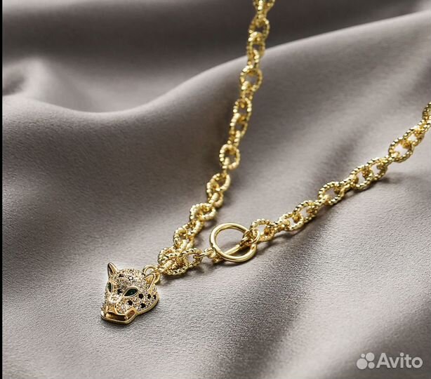Женское ожерелье с кулоном леопарда