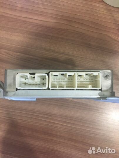 Блок управлений ркпп тойота королла е 150