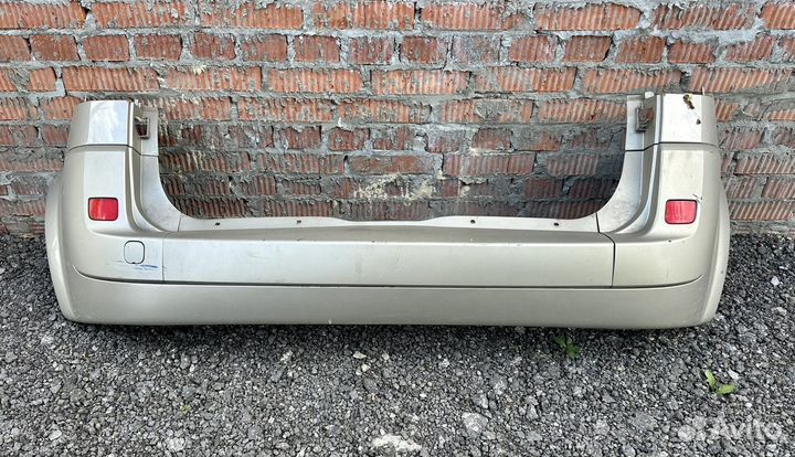 Залний бампер рено сценик 2