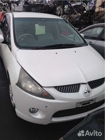 Разбор на запчасти Mitsubishi Grandis