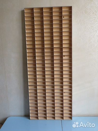 Полка на 50, (100,150.) машинок (Hot Wheels) 1:64