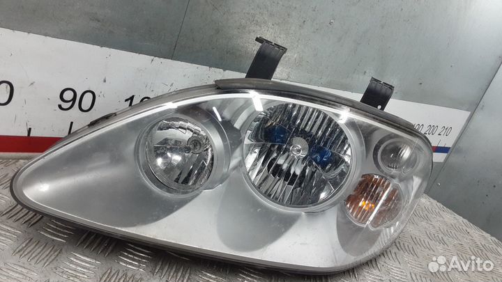 Фара левая SsangYong Rodius рест. 2013