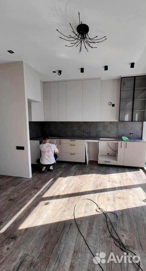 Кухня с витражами на заказ