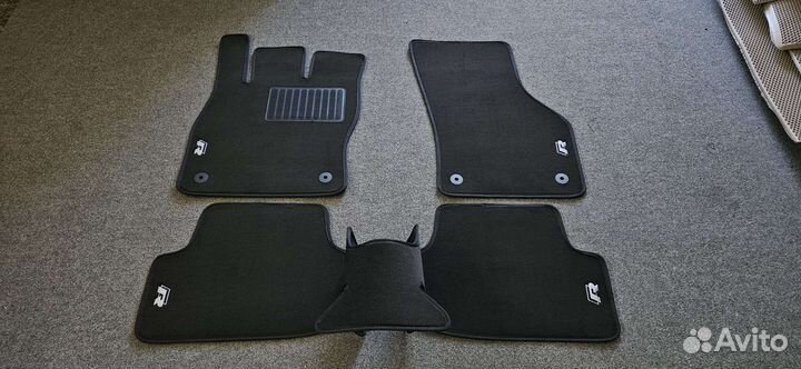 Автоковрики для Volkswagen Golf 7 (VII), чёрн