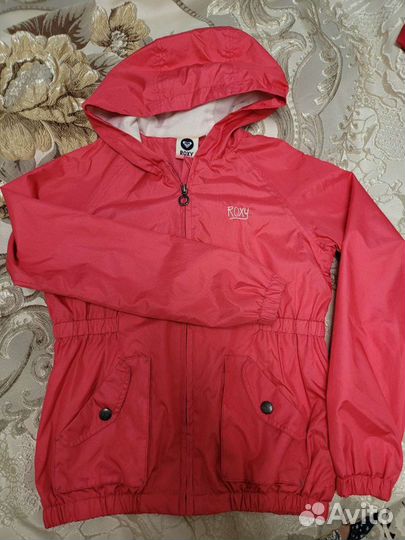 Ветровка для девочки