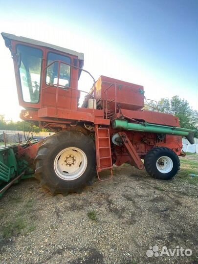 Комбайн Ростсельмаш Дон 1500, 2003