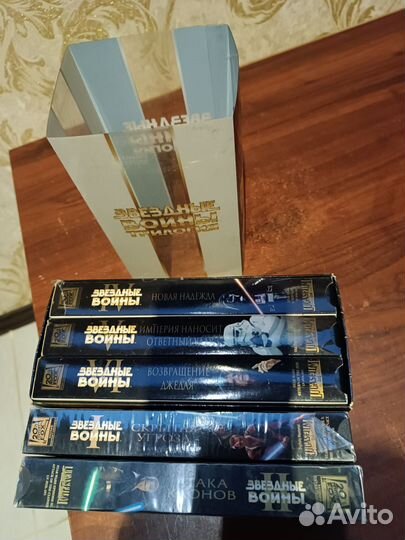 Видеокассеты с фильмами