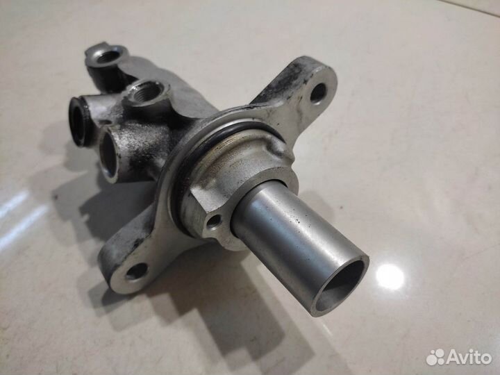 Главный тормозной цилиндр (Peugeot 3008)