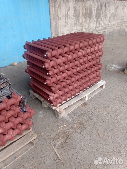 Чугунная батарея отепления Д90