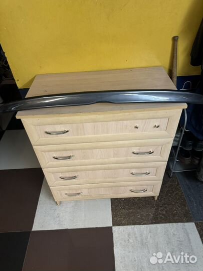 Спойлер на toyota camry 40