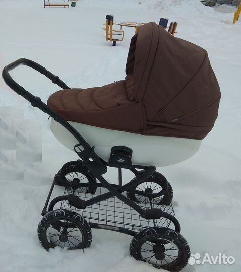 Коляска Tutis Zippy Classic 2 в 1