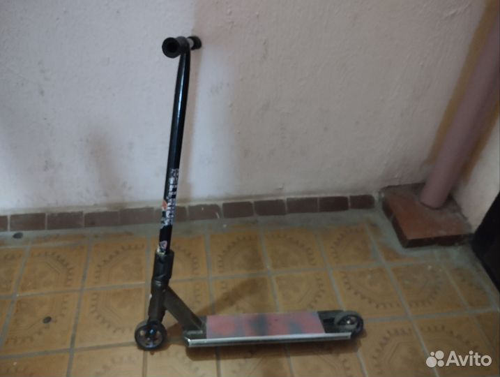 Трюковой самокат