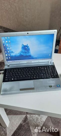 Samsung rv 520
