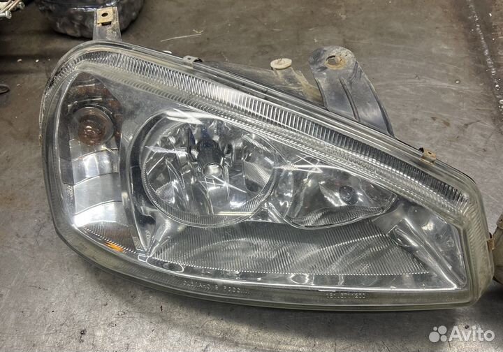 Фара калина 1 левая правая стекло оригинал продам
