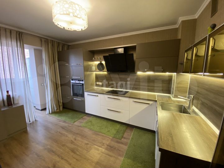 3-к. квартира, 84 м², 4/11 эт.