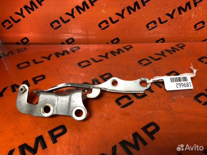 Петля капота левая Toyota Ipsum ACM21 2AZ-FE