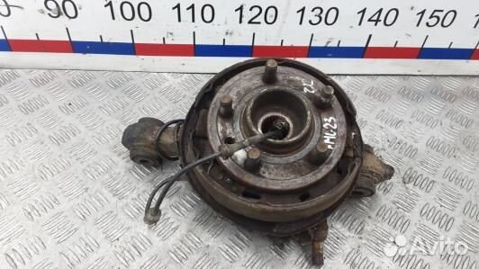 Ступица задняя левая land rover discovery 3 (FML23