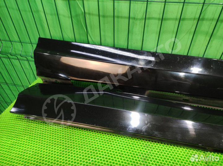 Накладки порогов комплект Mercedes-Benz C W204