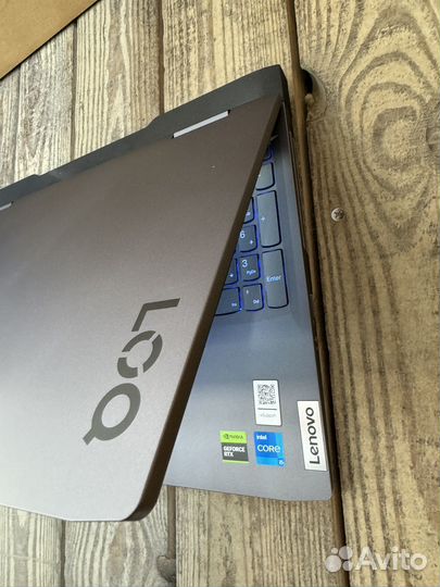 Новый игровой ноутбук Lenovo LOQ 15