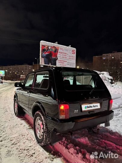 LADA 4x4 (Нива) 1.7 МТ, 2016, 98 000 км