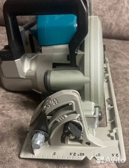 Пила циркулярная аккамуляторная Makita DRS780