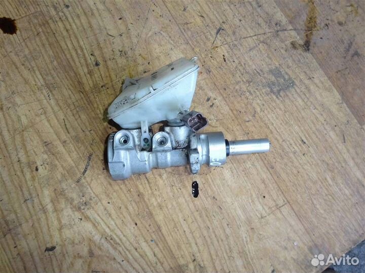 Цилиндр тормозной главный Peugeot 307 2001-2007