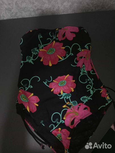 Купальник слитный