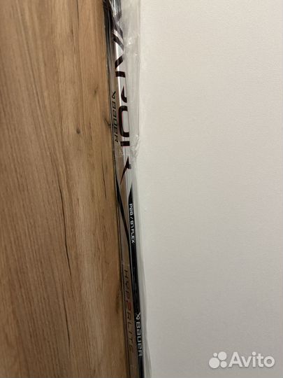 Клюшка хоккейная bauer hyperlite2 SR P28 LFT87
