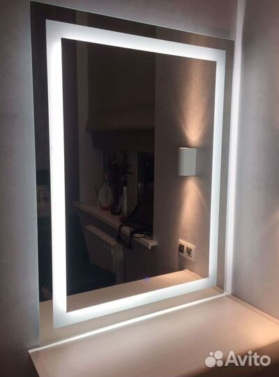 Зеркало в прихожую с подсветкой