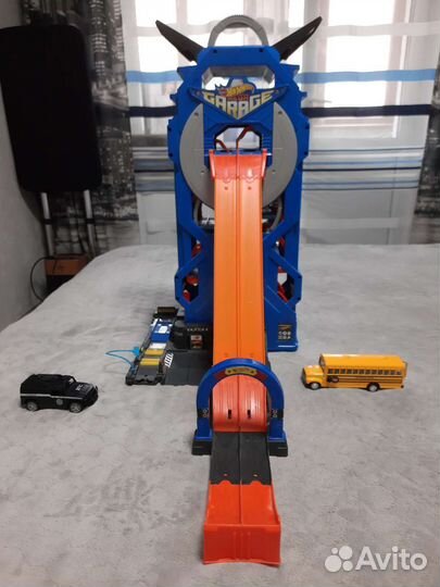 Набор игровой Hot Wheels Сити Мега-гараж FTB68