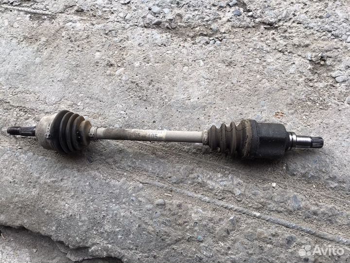 Привод передний левый Пежо 207 МКПП 1,4