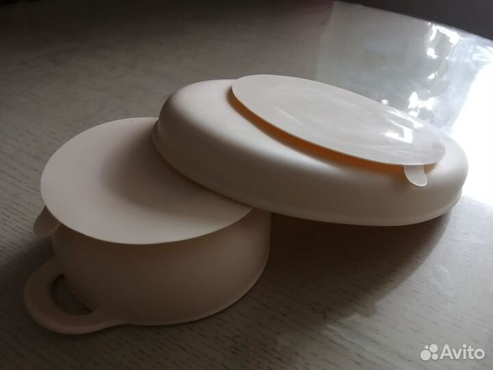 Детская посуда, тарелки, кружка, бутылочка