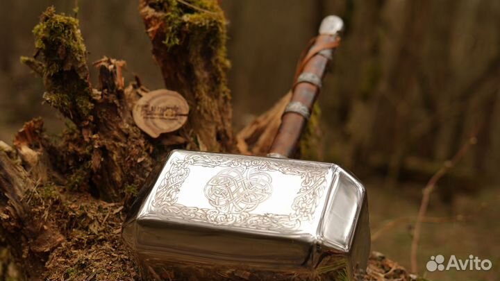 Молот Тора Мьёльнир