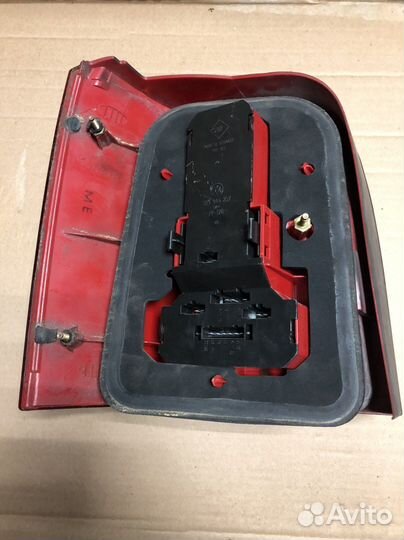 Фонарь задний правый Фольксваген Б5 универсал