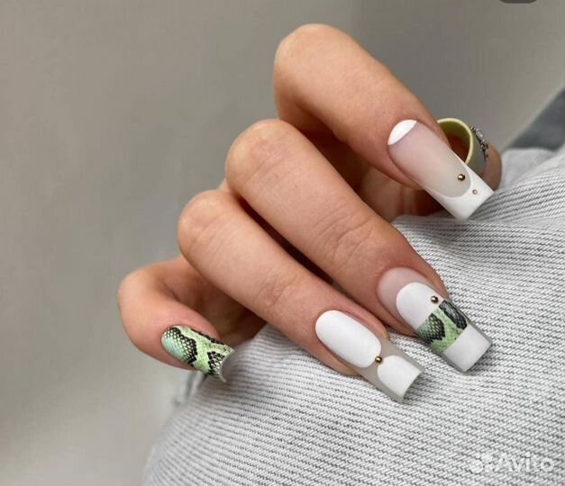 Модель на маникюр, наращивание