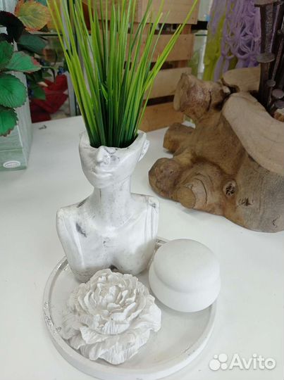 Гипсовые вазы и наборы