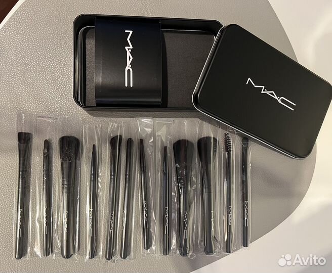 Набор кистей для макияжа MAC
