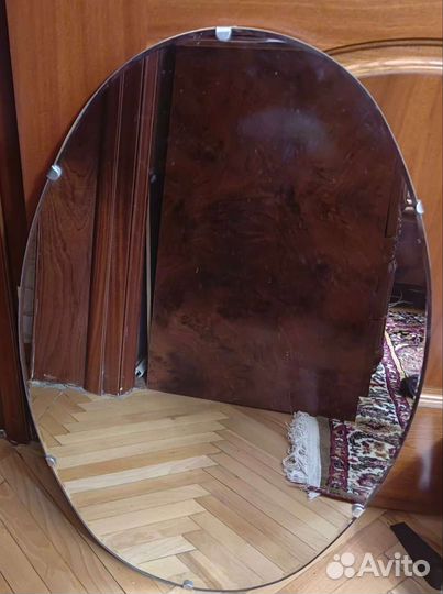 Зеркало интерьерной овальное бу