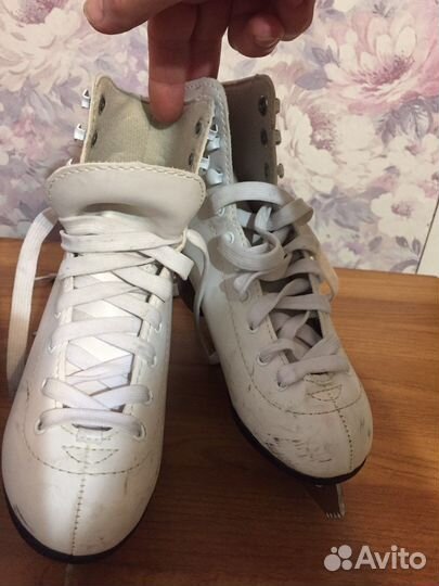 Коньки фигурные