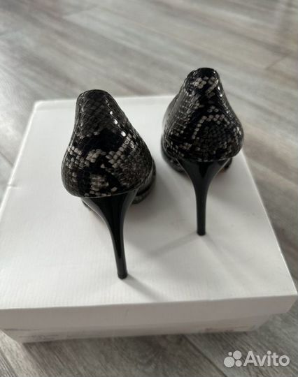 Туфли лодочки 36 zara