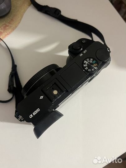 Sony a6000 body + допы