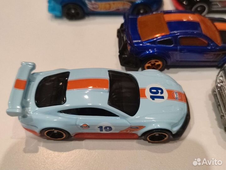 Hot Wheels Ford Mustang Ford Bronco