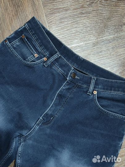 Джинсы Levi's 630 02 32/32